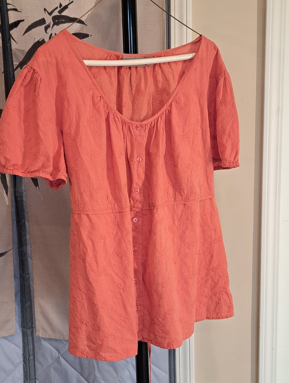 100% Cotton Croft & Barrow 2X  Embroidered Coral Red Pink Top Lightweight